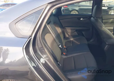 2023 Kia Forte Gt-Line из США, поврежденный, VIN 3KPF54AD9PE658194